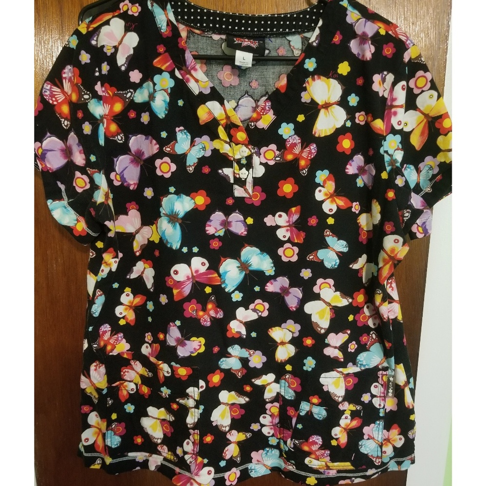 Koi scrub top